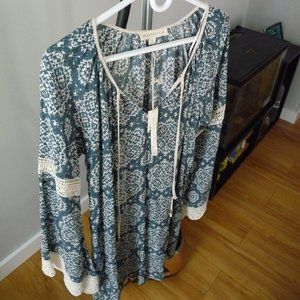 LOVE STITCH OVERSIZE BOHEMIAN HIPPIE crochet details mini dress/tunic size M NEW